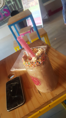 Crumbs & Cream - Cape Town