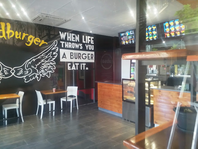 Goodburger (College Square) - Hospitality and gastronomy