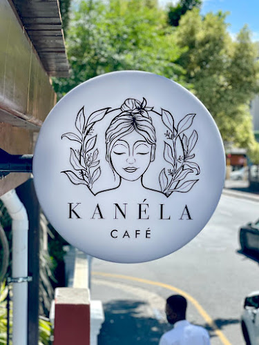 Comentarii opinii despre Kanéla Café