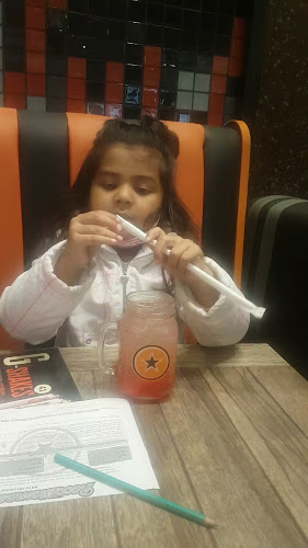 RocoMamas Kenilworth Centre - Halaal - Hospitality and gastronomy
