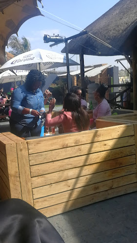 Disoufeng Pub & Restaurant - Hospitality and gastronomy