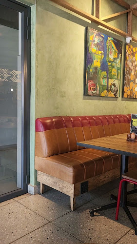 Opinii despre Nando's Canterbury Crossing în Randburg - Hospitality and gastronomy