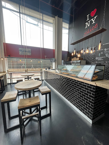 NY SLICE PIZZA ROSEBANK - Johannesburg