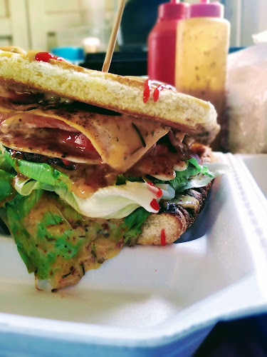 Comentarii opinii despre Nyonyo's Kota Joint