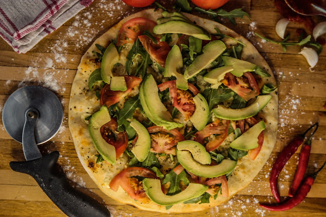 Comentarii opinii despre Dough Boys Pizza Base Company