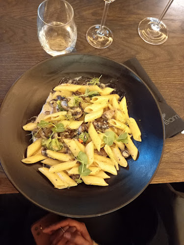 Comentarii opinii despre Kream Restaurant Montecasino