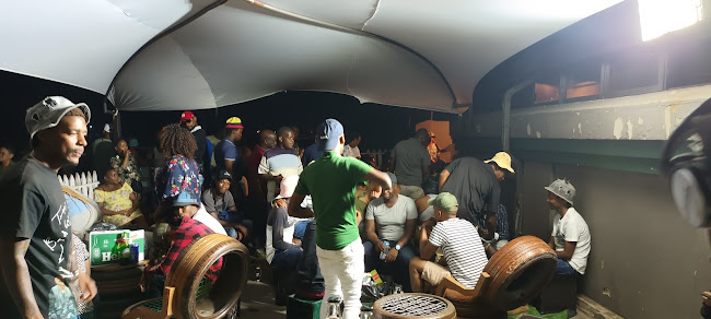 Comentarii opinii despre Ka Moss Pub and Grill