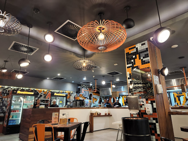 Opinii despre RocoMamas Nelson Mandela Square - Halaal în Sandton - Hospitality and gastronomy