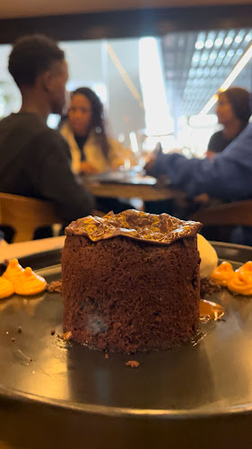 Opinii despre TANG Asian Luxury Restaurant & Bar Waterfront în Cape Town - Hospitality and gastronomy