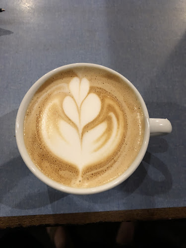 Opinii despre The Lounge at Hendersons Coffee Shop în Senekal - Hospitality and gastronomy