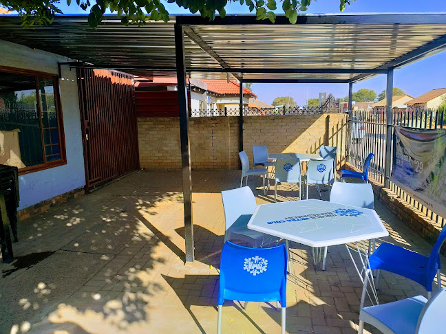 Opinii despre Zee's Club Restaurant în Mmabatho - Hospitality and gastronomy