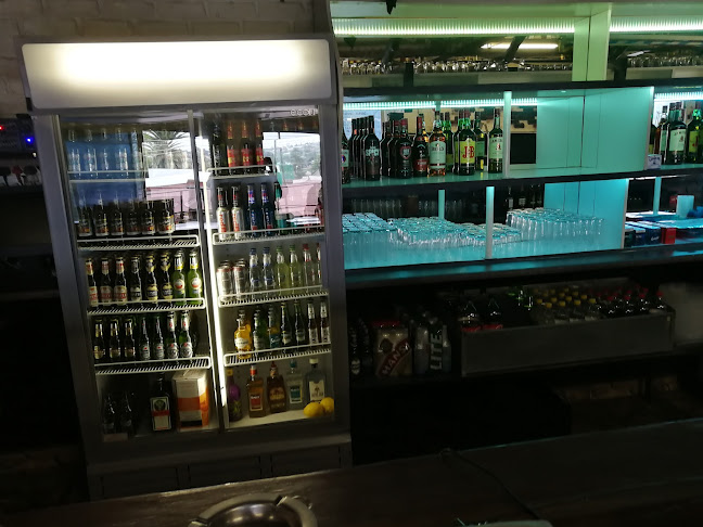 Comentarii opinii despre Club 40