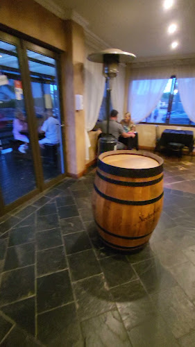 Opinii despre Shanna's Portuguese Restaurant în Gqeberha - Hospitality and gastronomy