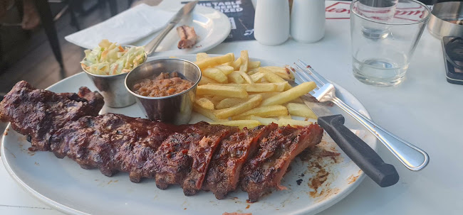 10 & 10A, Mandela Square, 8 Maude St, Sandown, Sandton, 2146