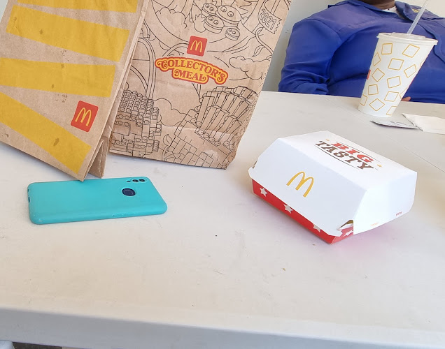 McDonald's Valley Hyper - Hospitality and gastronomy