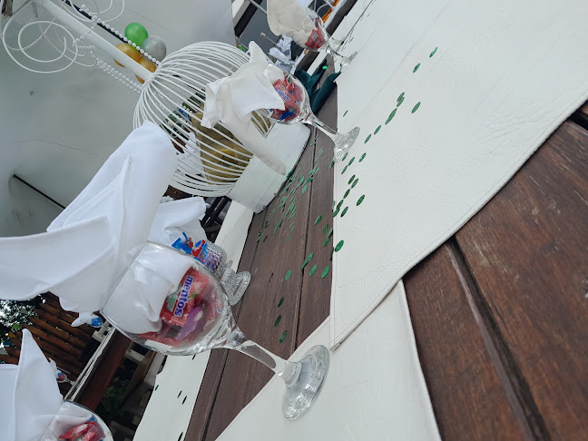 Comentarii opinii despre Hartland Restaurant