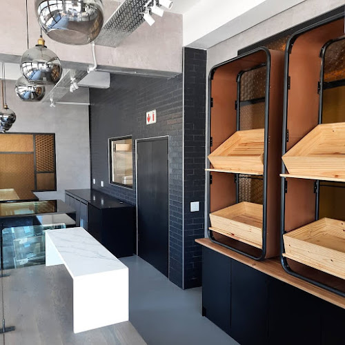 PARIS CAPE TOWN - Cape Town