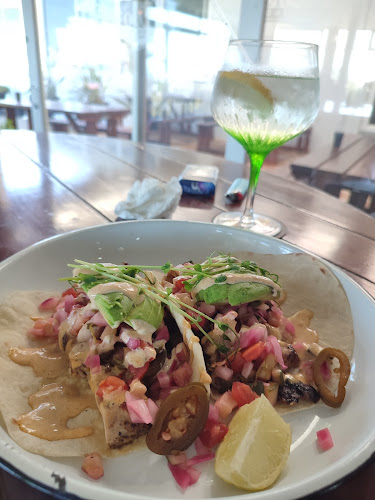 The LookOut Kitchen & Grill - East London