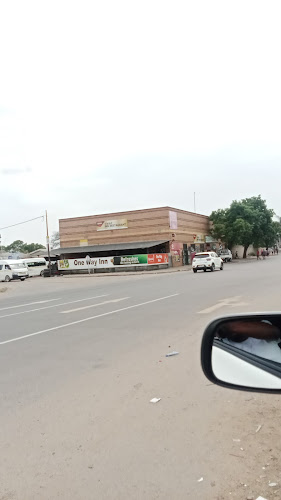 Opinii despre One Way Inn Liquor Store în Polokwane - Hospitality and gastronomy