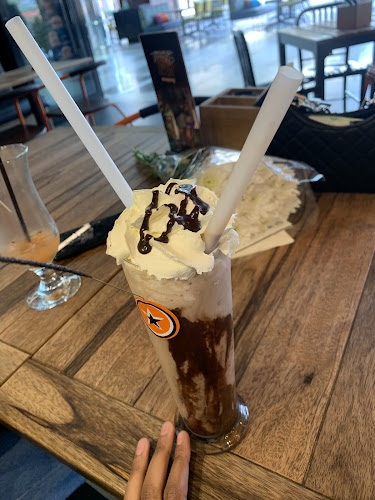 Shop LF99, Menlyn Park, 100 Atterbury Rd, Menlyn, Pretoria, 0181