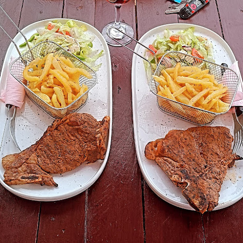 Opinii despre Haus Of Eats @ & Auto Spa în Soweto - Hospitality and gastronomy