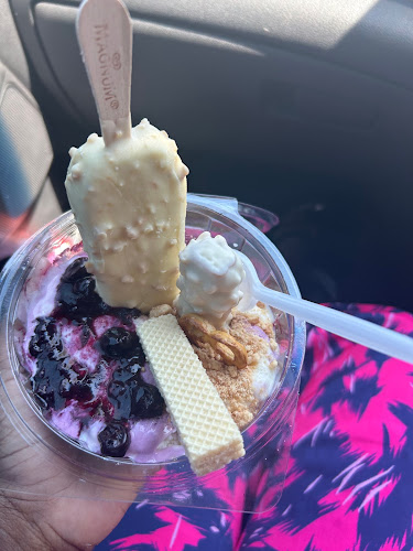 Comentarii opinii despre Flo’s snow bar