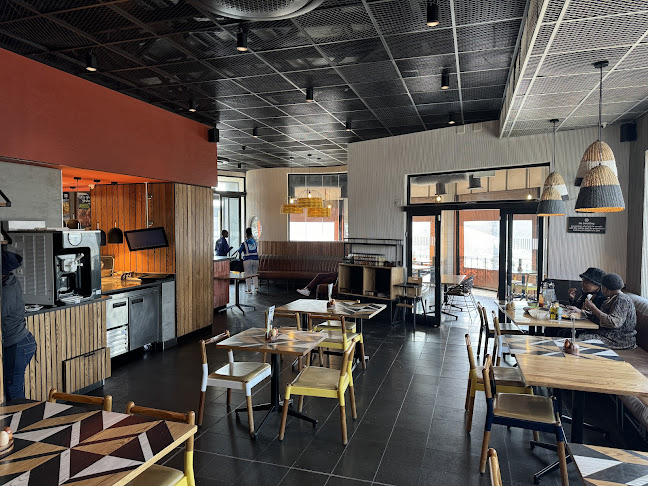 Opinii despre Nando's Sanridge Square Drive Thru în Midrand - Hospitality and gastronomy