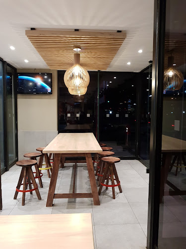 Opinii despre KFC Potchefstroom Grimbeeck Park în Potchefstroom - Hospitality and gastronomy