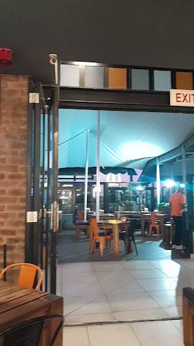 RocoMamas Dolphins Leap - Halaal