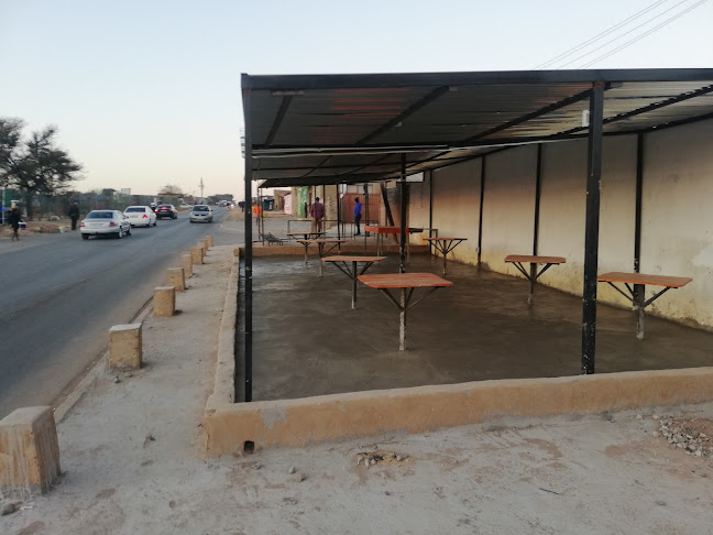 Comentarii opinii despre NTLOKWA RESTAURANT and BUTCHERY