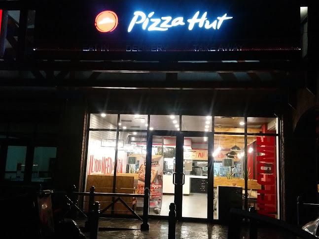 Pizza Hut Appletons Village - Hospitality and gastronomy