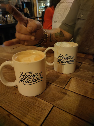 Comentarii opinii despre The House of Machines