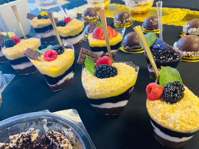 Comentarii opinii despre Eats Meals & Bakes