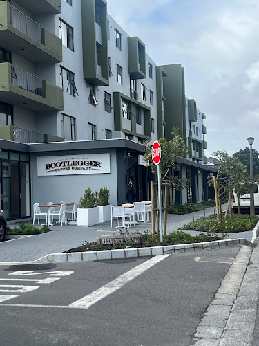 Comentarii opinii despre Bootlegger XS PineworX Halaal