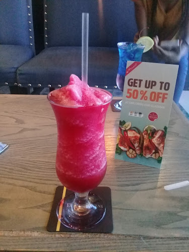 Opinii despre The GlassBar and Restaurant în Mbombela - Hospitality and gastronomy