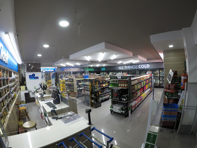 Opinii despre Constantia Blue Bottle Liquors în Roodepoort - Hospitality and gastronomy