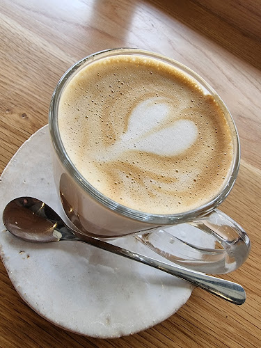 The Point Shopping Centre, Regent Rd, Sea Point, Cape Town, 8005