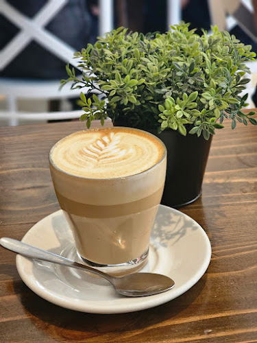 115 Roodebloem Rd, Woodstock, Cape Town, 7925