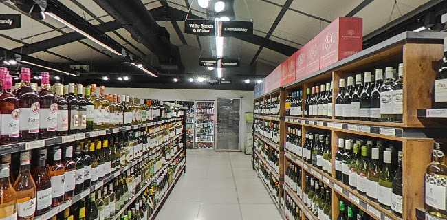 Comentarii opinii despre Prestons Liquor Stores Fairbridge Heights