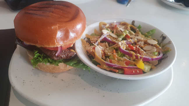 District Cafe - Hospitality and gastronomy