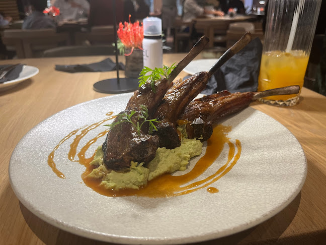 Hyde Park Corner Shopping Centre Jan Smuts and, 6th Rd, Hyde Park, Johannesburg, 2196