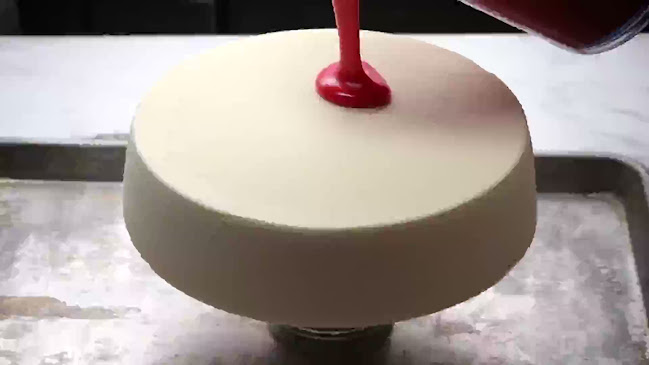 HAUTE - Boutique Patisserie