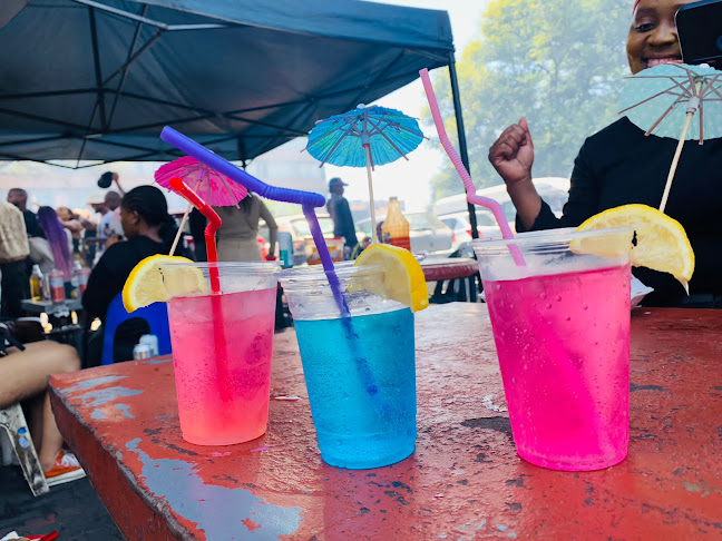 Road Avenue food and drinks - Soweto