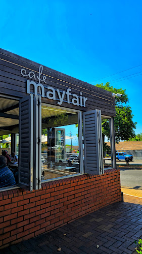 Comentarii opinii despre Mayfair Cafe.