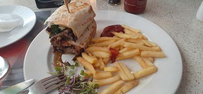 Opinii despre Menlyn Food Court în Pretoria - Hospitality and gastronomy