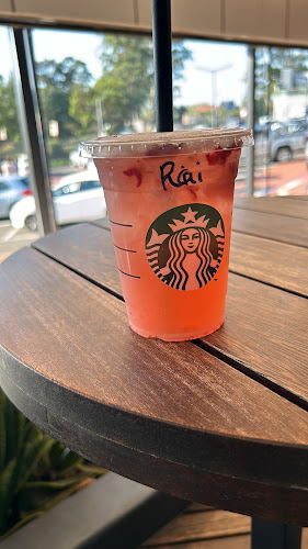 Opinii despre Starbucks | Delcairn Centre Kloof în Durban - Hospitality and gastronomy