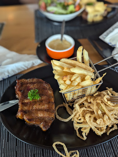 11 Arthurs Rd, Sea Point, Cape Town, 8060