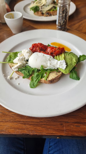 Ya-Ya Cafe - Hospitality and gastronomy