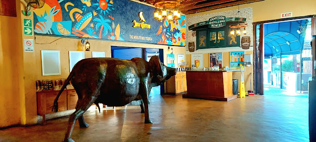 265 The Hwy St, Equestria, Pretoria, 0184