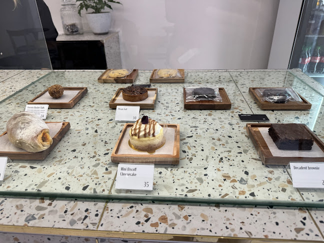 Hey Stranger Coffee Collective - Hospitality and gastronomy